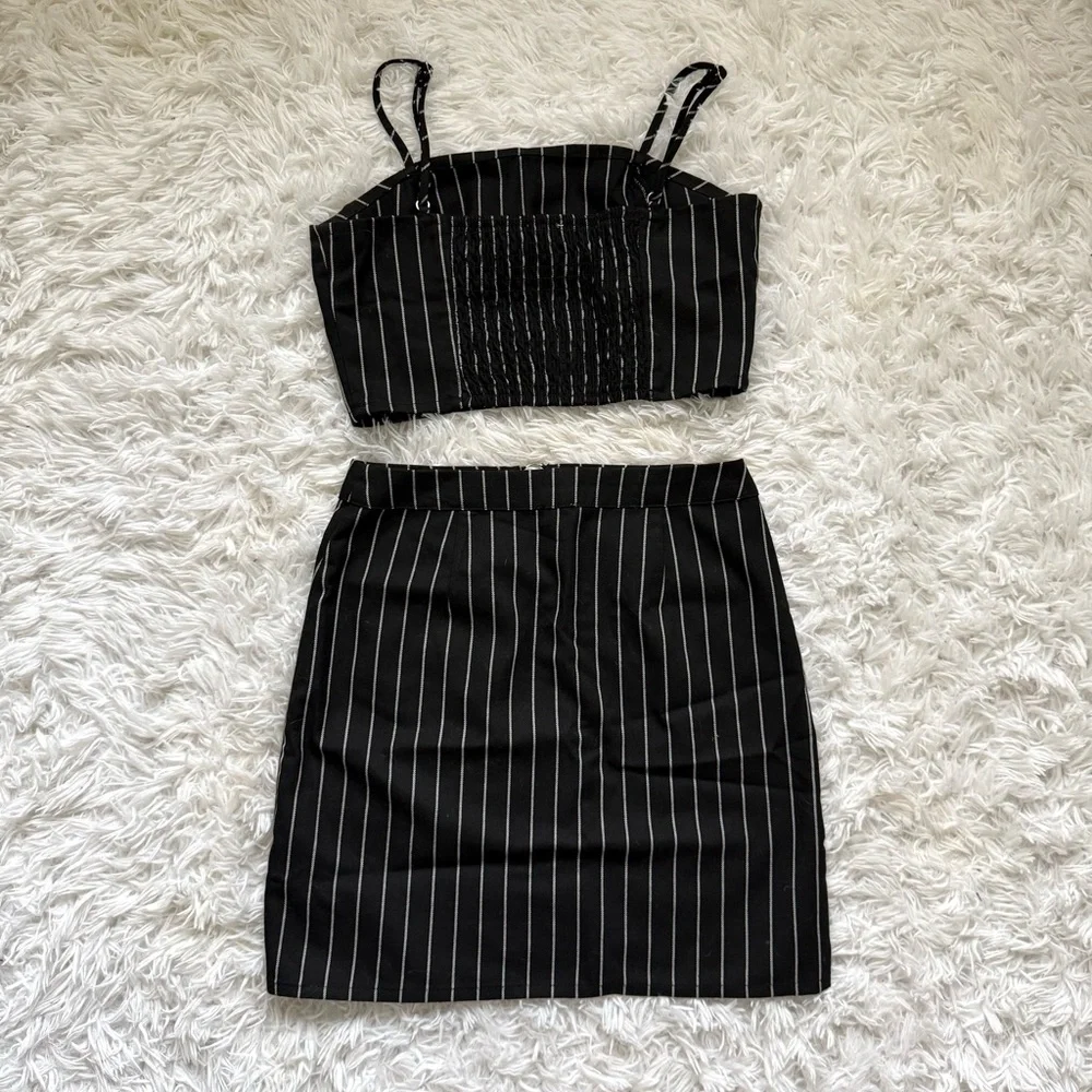 Garage Black and White Striped Two Piece Set - Picture 3 of 4